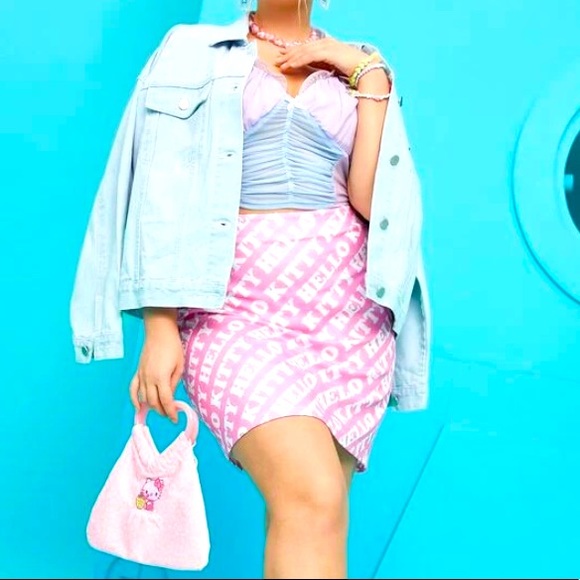 SHEIN X Hello Kitty And Friends & Letter Graphic Drop Shoulder Denim Jacket - Picture 2 of 4